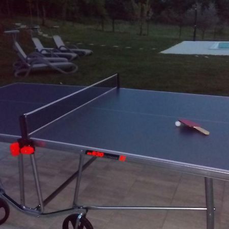 פורץ Villanova Apartments מראה חיצוני תמונה