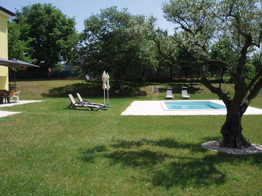 פורץ Villanova Apartments חדר תמונה