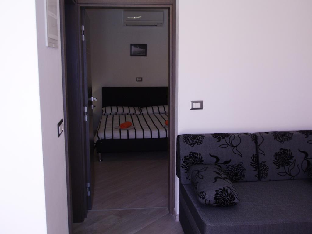 פורץ Villanova Apartments חדר תמונה